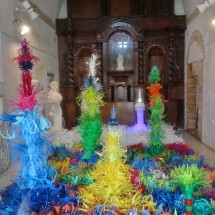 La Santa Plastica - Holy Plastics in the chapel Santa Catalina
